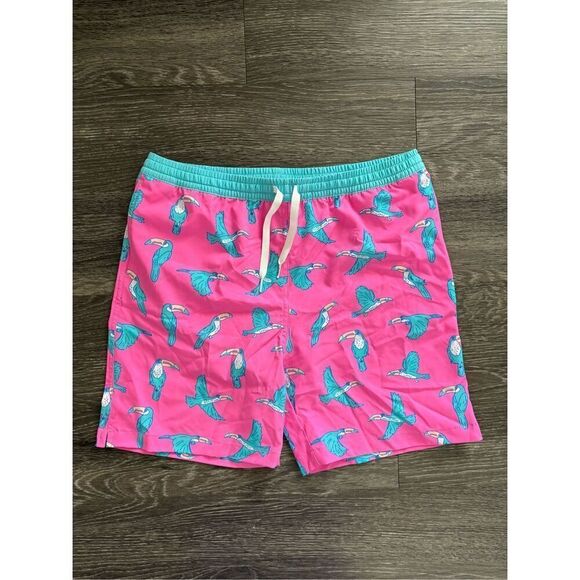 NWOT Chubbies The Toucan Do It Classic Swim Trunk Youth XL 18/20 - Picture 1 of 3